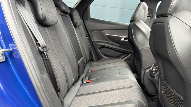 Peugeot 3008 1.6 Hybrid 225 GT Line 5dr e-EAT8 Estate